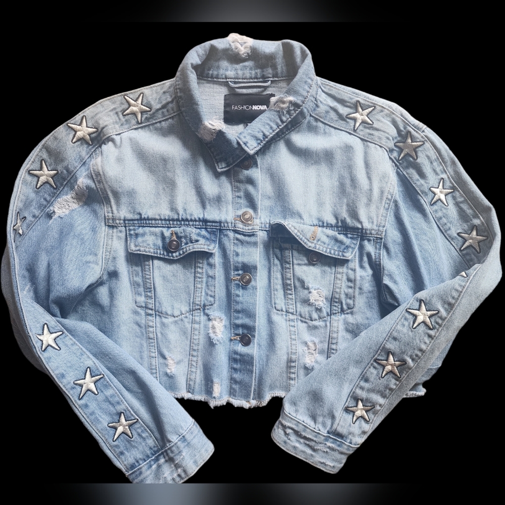 Fashion Nova denim jacket Cropped NWT